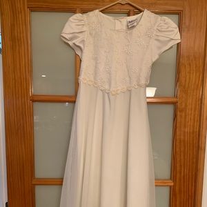 Girls white chiffon dress